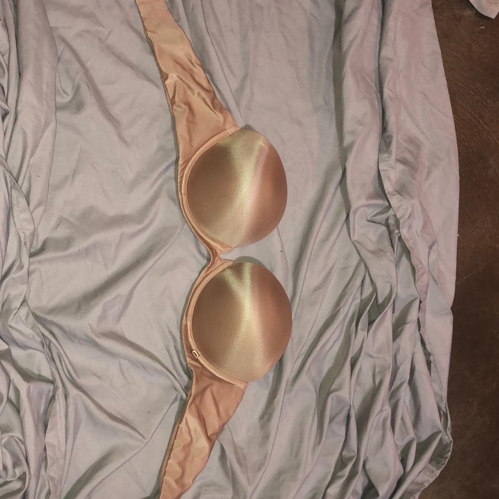 VS strapless bra